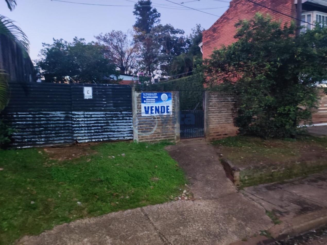 TERRENO EN VENTA CON CASA A RECICLAR  Z/ F. AMEGHINO Y FCO. DE HARO
