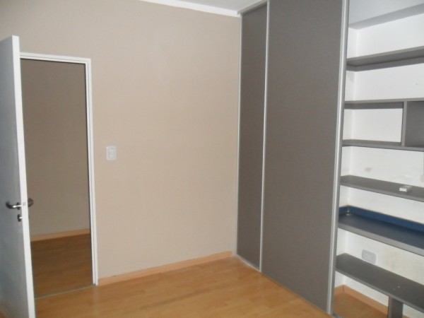 DEPARTAMENTO EN VENTA 2 DORM+COCHERA -  TORRE SARMIENTO POSADAS