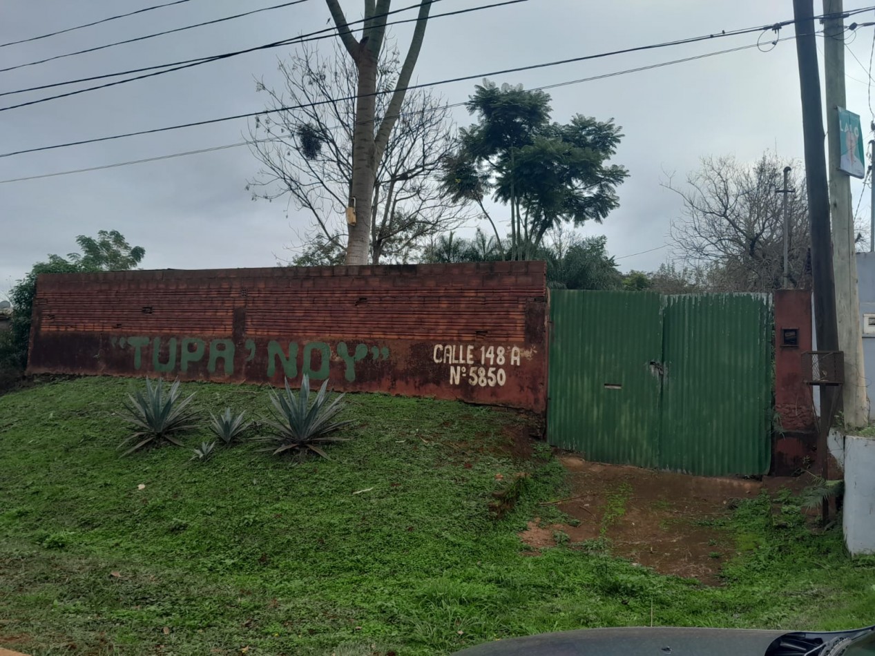 VENTA TERRENO CON QUINCHO Y PILETA  FRENTE AL CLUB EDUCACION- POSADAS