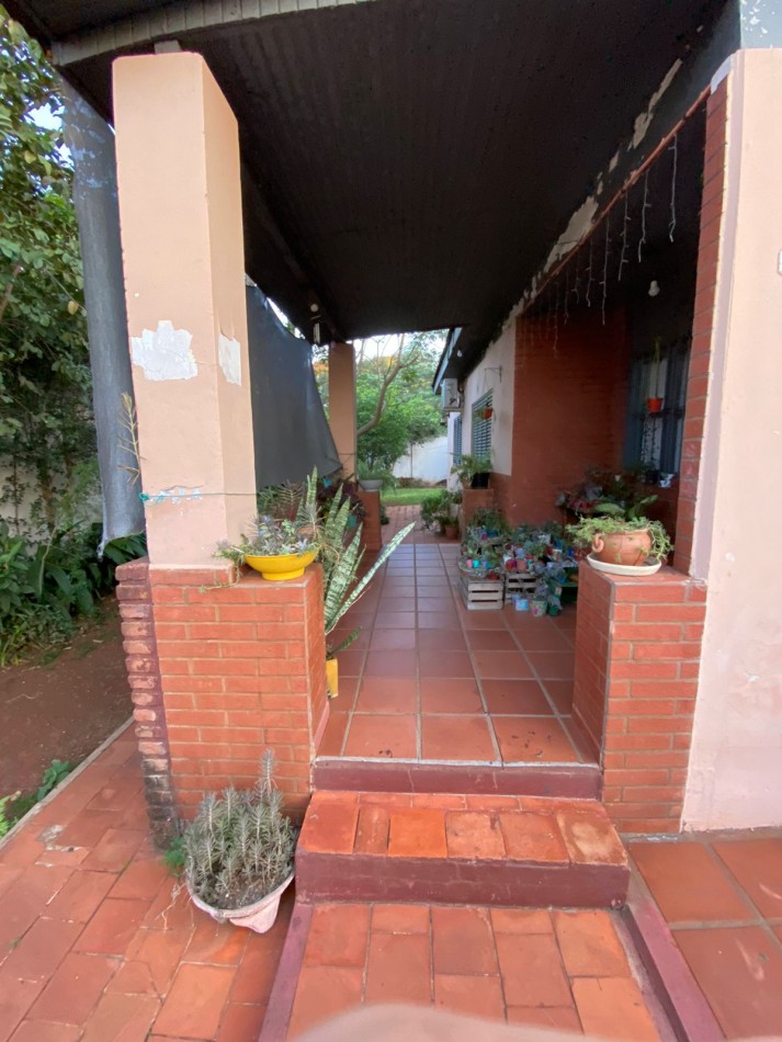 CASA EN VENTA A RECICLAR B° 25 DE MAYO