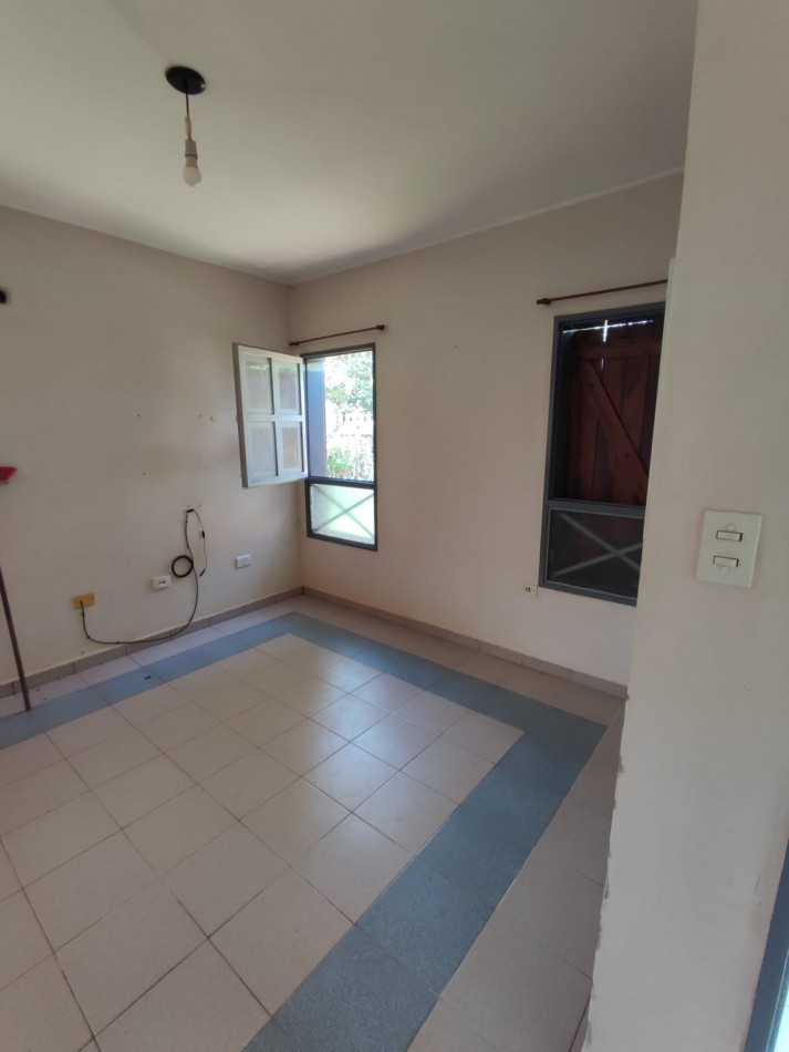 ALQUILER CASA 2 DORMI Z/JAURETCHE Y AV.QUARANTA B° 20 VIVIENDAS 