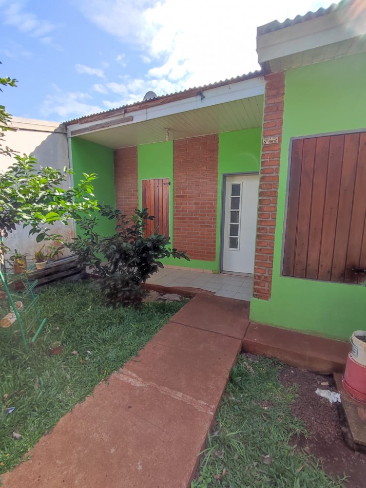ALQUILER CASA 2 DORMI Z/JAURETCHE Y AV.QUARANTA B° 20 VIVIENDAS 