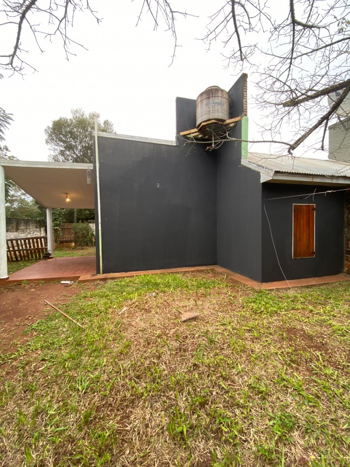 ALQUILA CASA 2 DORMI Z/JAURETCHE Y AV.QUARANTA B° 20 VIVIENDAS 
