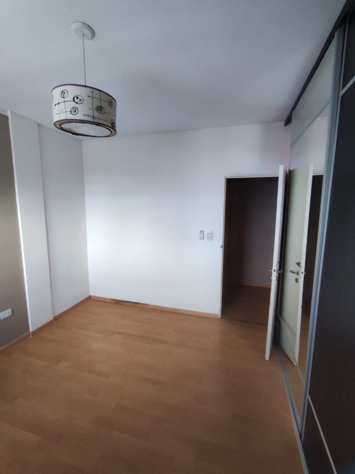 DEPARTAMENTO EN VENTA 2 DORM+COCHERA -  TORRE SARMIENTO POSADAS