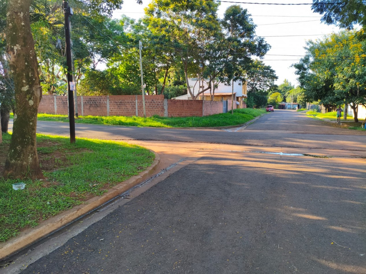 TERRENO EN VENTA EN ESQUINA Z/AV.ITUZAINGO Y AV. AGUADO