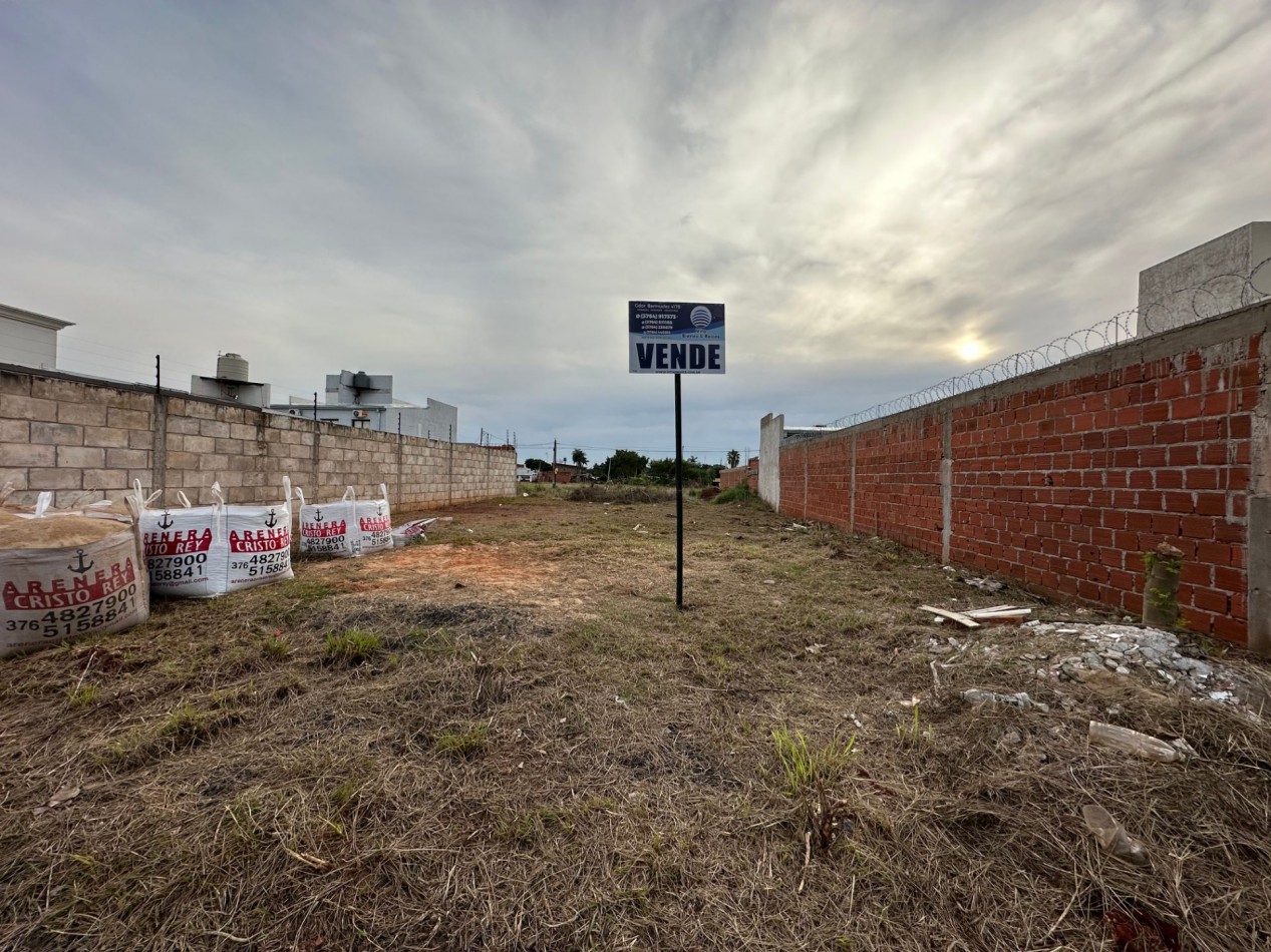 TERRENO EN VENTA Z/AV. BRAULIO ARECO(115) Y AV. ITUZAINGO