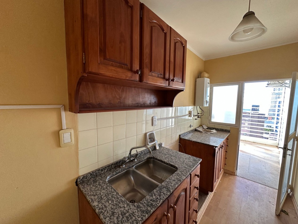 DEPARTAMENTO EN VENTA 2 DORM - TORRE SARMIENTO POSADAS