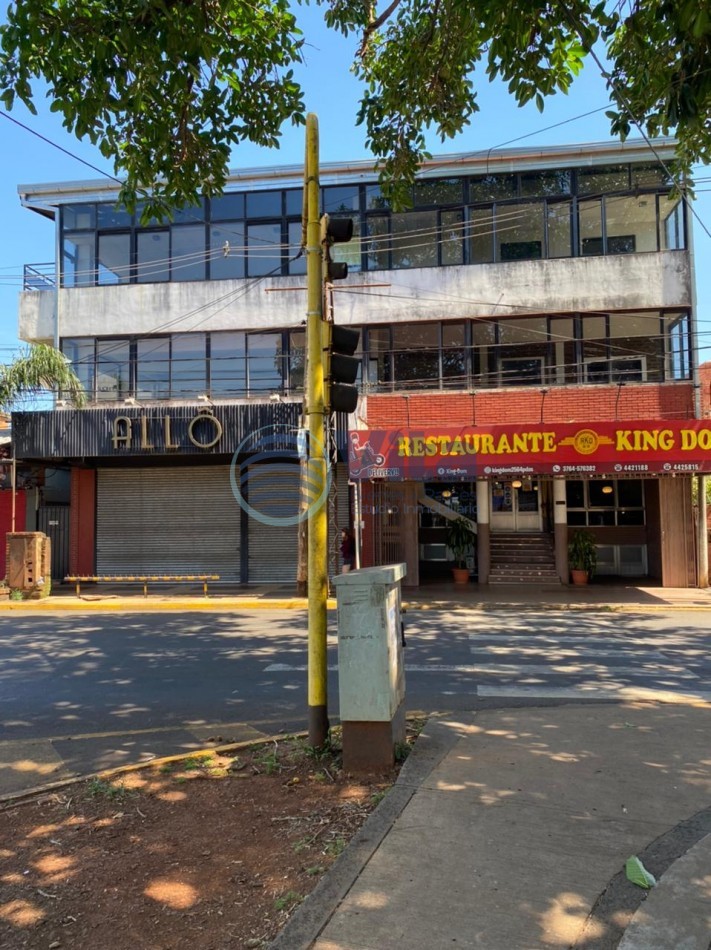 LOCAL COMERCIAL EN VENTA -  ESQUINA COMERCIAL/ AV. CORRIENTES Y MITRE -POSADAS