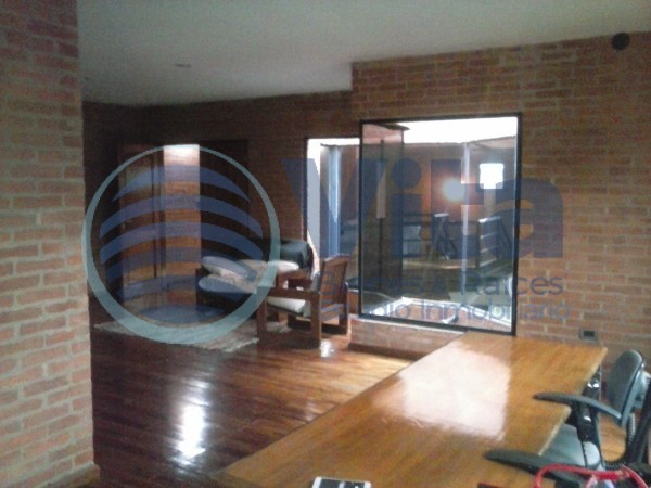 CASA EN VENTA  Z/AV. CHACABUCO Y AV. LAVALLE