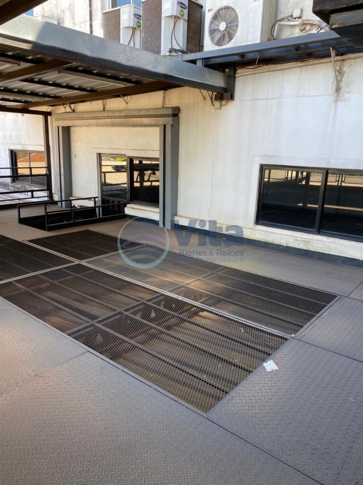 LOCAL COMERCIAL EN VENTA -  ESQUINA COMERCIAL/ AV. CORRIENTES Y MITRE -POSADAS