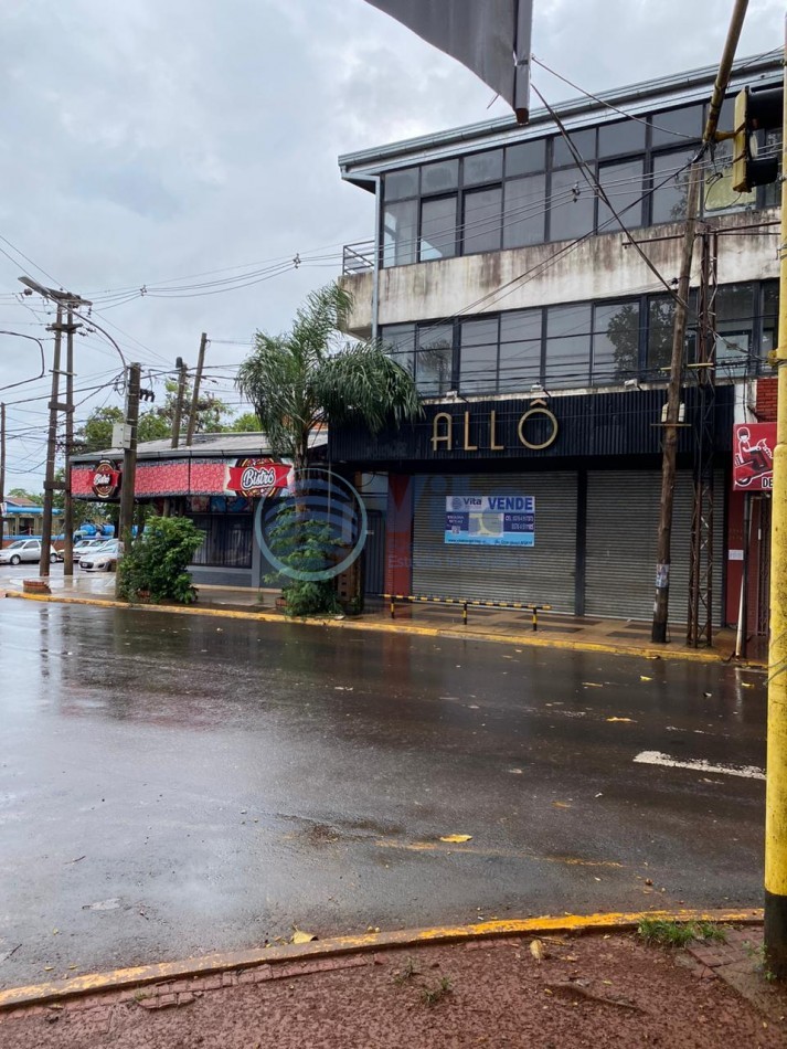 LOCAL COMERCIAL EN VENTA -  ESQUINA COMERCIAL/ AV. CORRIENTES Y MITRE -POSADAS
