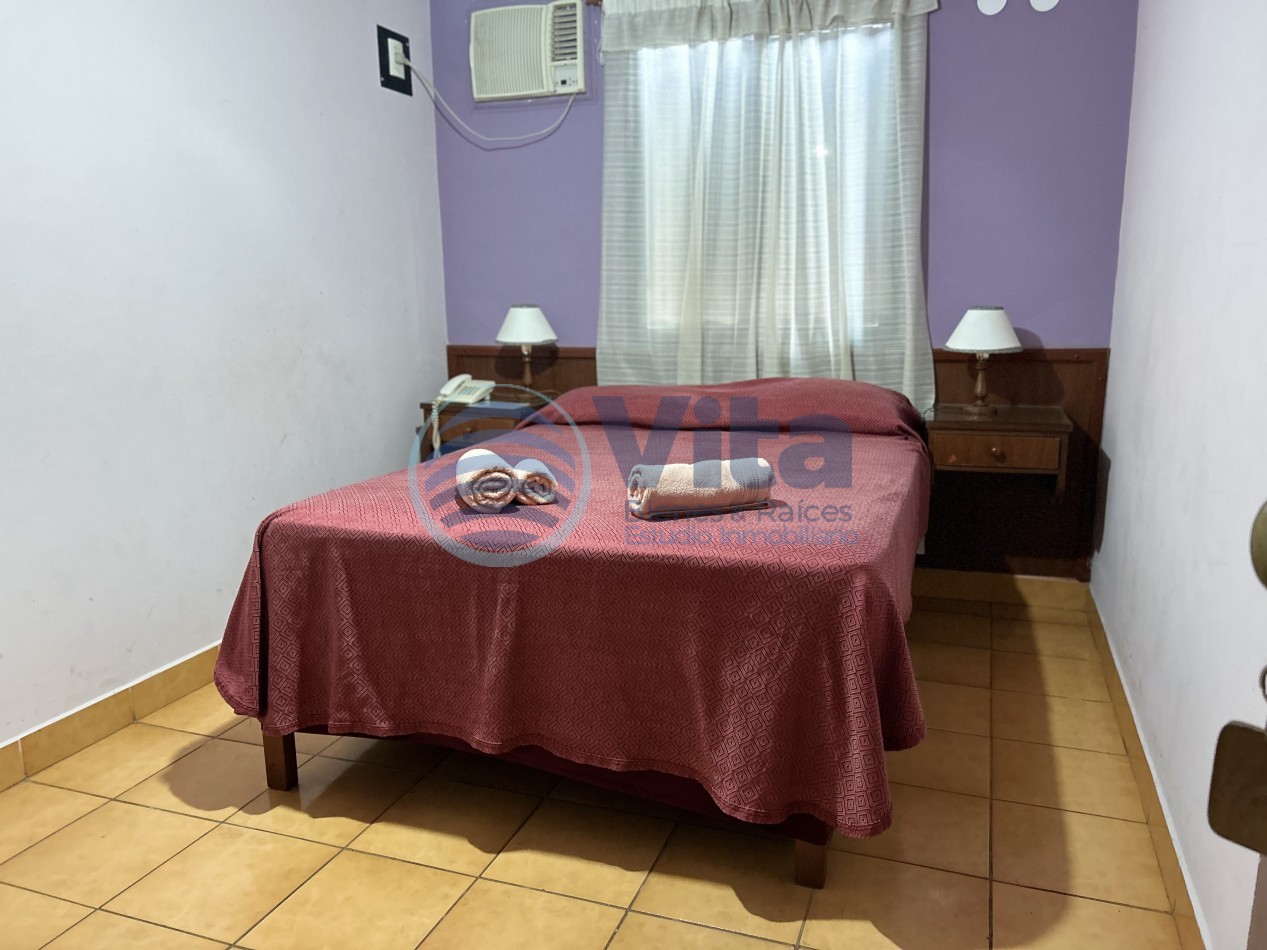 ALQUILA HABITACIONES-- RESIDENCIA UNIVERSITARIA FEMENINA
