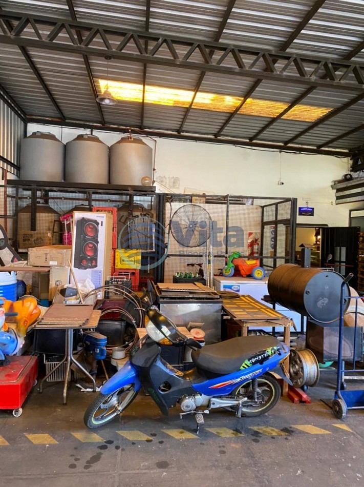 LOCAL COMERCIAL EN VENTA -  ESQUINA COMERCIAL/ AV. CORRIENTES Y MITRE -POSADAS