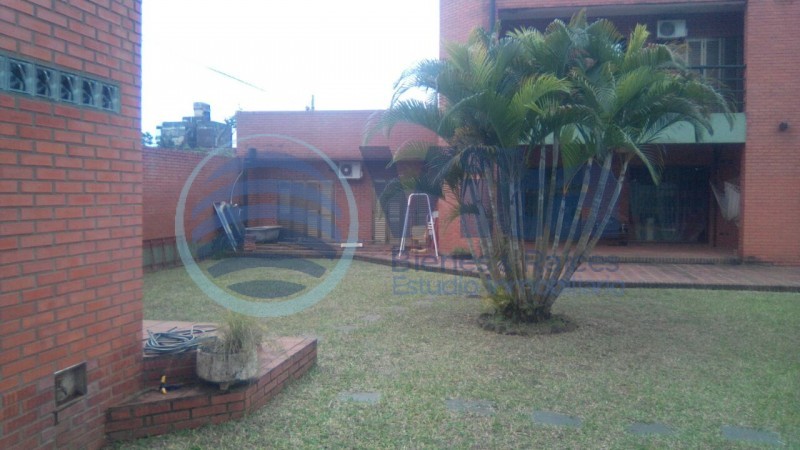 CASA EN VENTA  Z/AV. CHACABUCO Y AV. LAVALLE