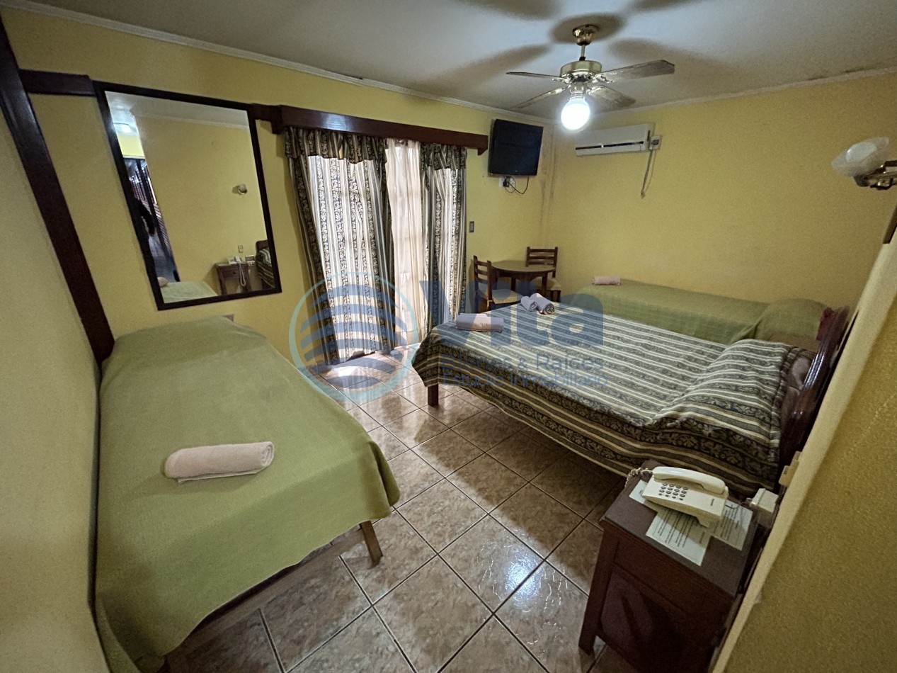 ALQUILA HABITACIONES-- RESIDENCIA UNIVERSITARIA FEMENINA