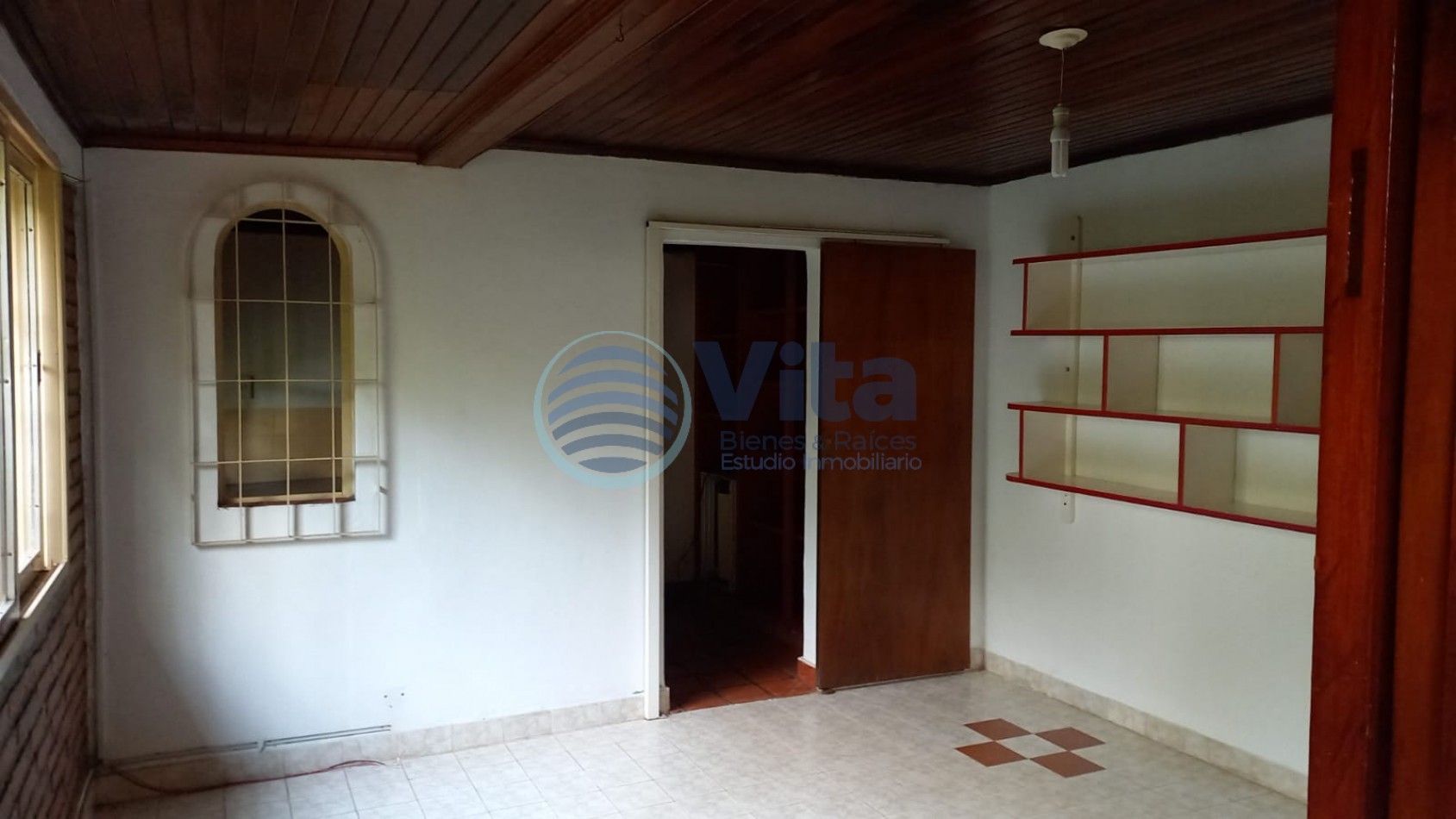 CASA EN VENTA 3 DORM Z/AV. FCO DE HARO Y BUSTAMANTE 