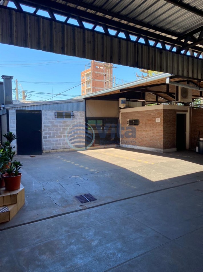 LOCAL COMERCIAL EN VENTA -  ESQUINA COMERCIAL/ AV. CORRIENTES Y MITRE -POSADAS