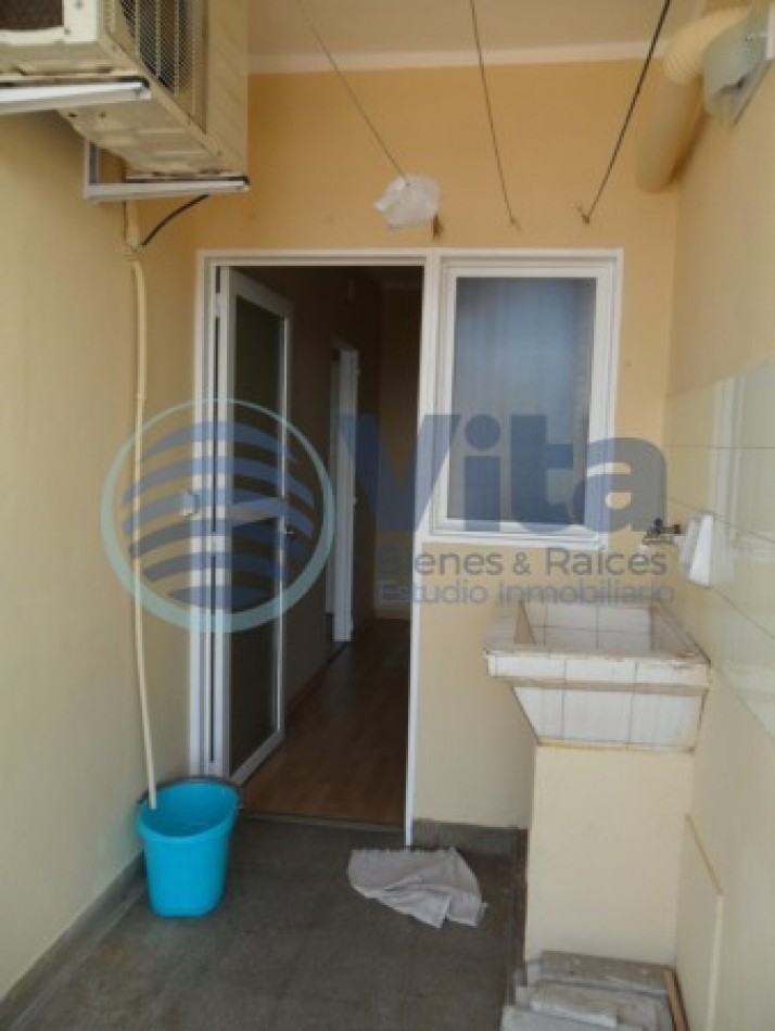 DEPARTAMENTO EN VENTA 2 DORM+COCHERA -  TORRE SARMIENTO POSADAS