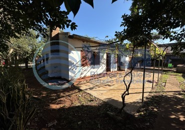 CASA EN VENTA CON AMPLIO TERRENO EN ESQUINA B° ALTOS DE BELLA VISTA
